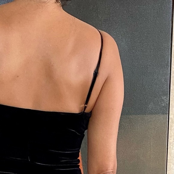 🎉HP🎉 MNG NIGHT BY MANGO BLACK VELVET DRESS - Picture 10 of 16